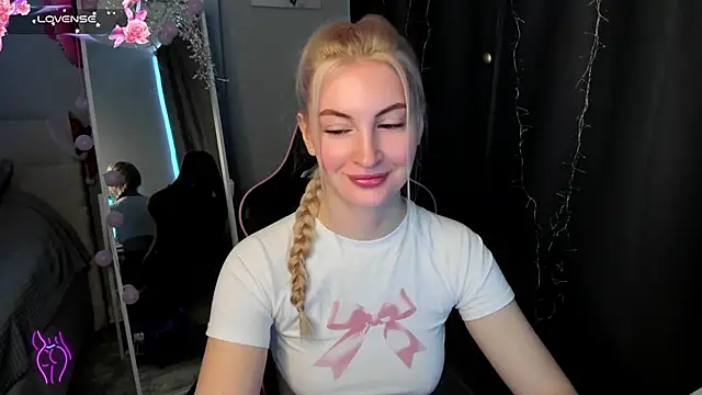 Kimmy powell online show from 24, 4, 2026