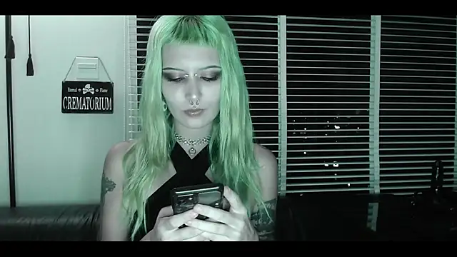Snapshot of god_x_girl chatting on 23, 5, 2026 god x girl online show from 23, 5, 2026