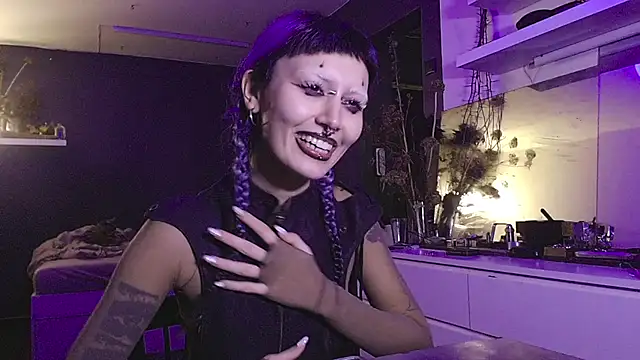 god x girl online show from 20, 12, 2024