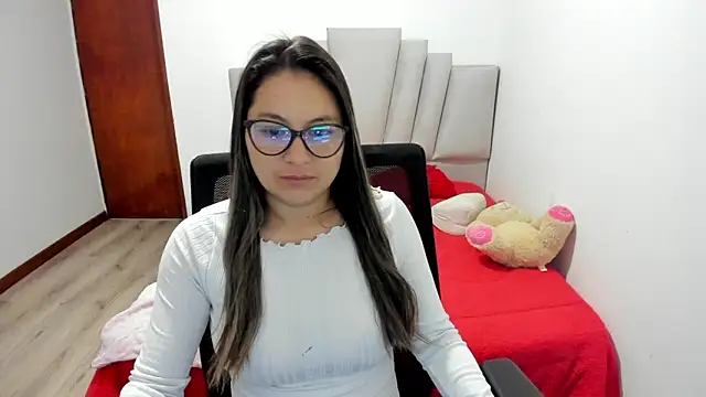 samantha  wilson online show from 12, 4, 2026