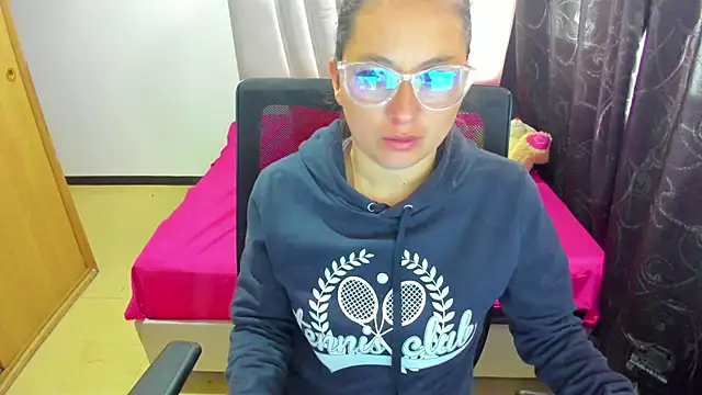 samantha  wilson online show from 31, 10, 2025