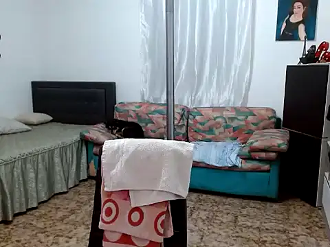 Snapshot of danasantoreal chatting on 27, 11, 2025 danasantoreal online show from 27, 11, 2025