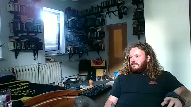 Snapshot of sunr1sa chatting on 13, 7, 2026 sunr1sa online show from 13, 7, 2026