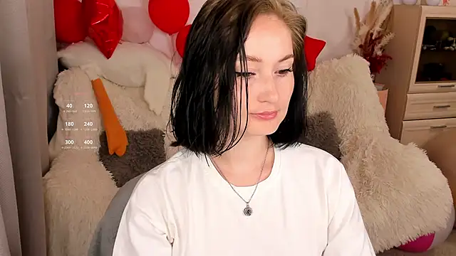 LisaMooore online show from 1, 7, 2026