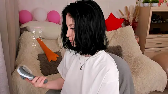 Snapshot of LisaMooore chatting on 6, 5, 2026 LisaMooore online show from 6, 5, 2026