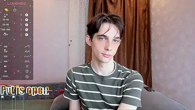 Snapshot of Aaron_Boom chatting on 3, 6, 2026 Aaron Boom online show from 3, 6, 2026