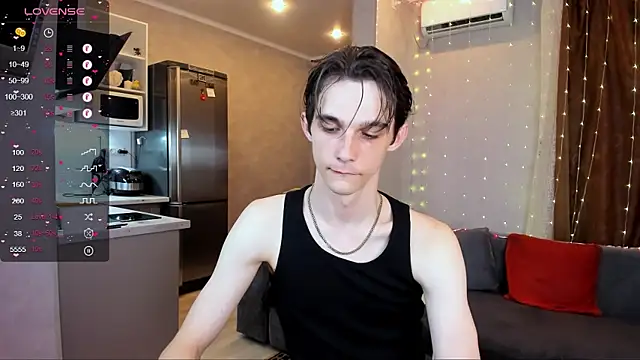 Snapshot of Aaron_Boom chatting on 27, 6, 2026 Aaron Boom online show from 27, 6, 2026