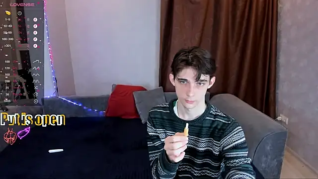 Snapshot of Aaron_Boom chatting on 15, 5, 2026 Aaron Boom online show from 15, 5, 2026