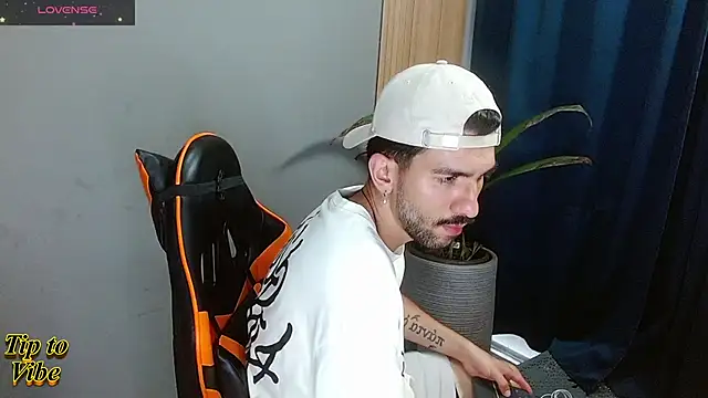 Mr WhiteCock online show from 2, 12, 2025