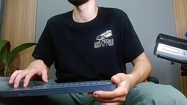 Mr WhiteCock online show from 28, 10, 2025