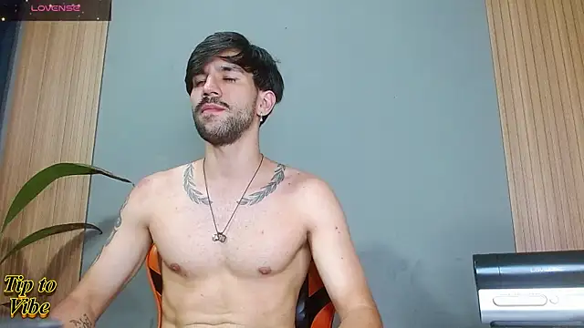 Mr WhiteCock online show from 3, 12, 2025