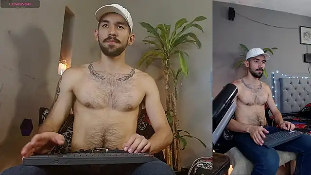 Snapshot of Mr_WhiteCock chatting on 9, 3, 2025 Mr WhiteCock online show from 9, 3, 2025