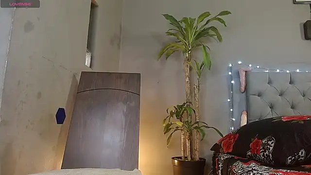 Snapshot of Mr_WhiteCock chatting on 2, 3, 2025 Mr WhiteCock online show from 2, 3, 2025