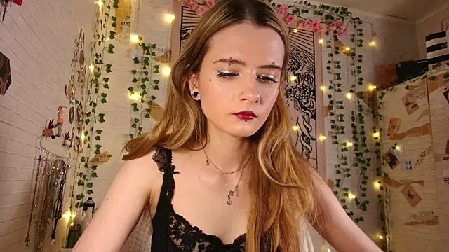 summerhazeee online show from 4, 2, 2026