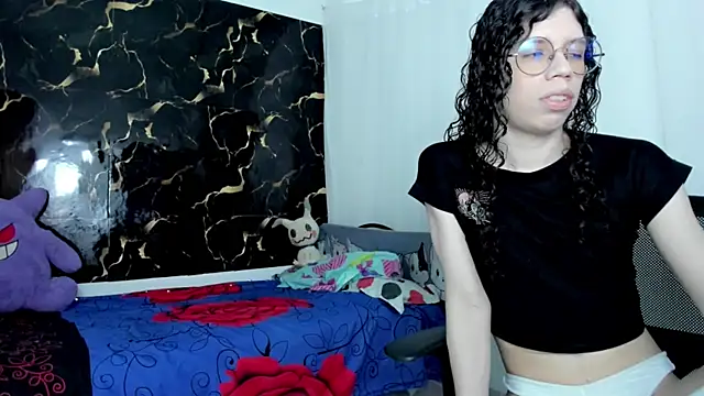 Snapshot of Angel_Dust18 chatting on 16, 6, 2026 Angel Dust18 online show from 16, 6, 2026