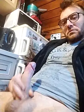 tomee83 online show from 1, 10, 2025