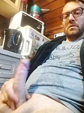 tomee83 online show from 15, 10, 2025