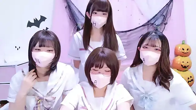 Snapshot of 841_yayoi chatting on 26, 10, 2025 841 yayoi online show from 26, 10, 2025