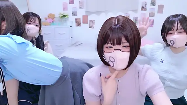 Snapshot of 841_yayoi chatting on 25, 10, 2025 841 yayoi online show from 25, 10, 2025