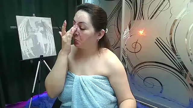 JuliaMorganss online show from 19, 4, 2026