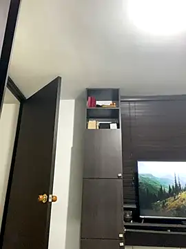 Snapshot of sarah_salis_ chatting on 19, 10, 2025 sarah salis online show from 19, 10, 2025