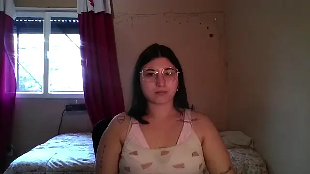 imsohornydacom online show from 19, 4, 2026