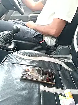 BLACK DiCK DADDY 32 online show from 19, 6, 2026