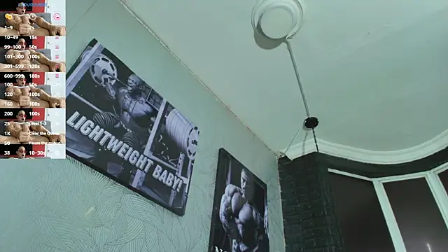 Snapshot of AlexLenox_ chatting on 1, 7, 2026 AlexLenox online show from 1, 7, 2026