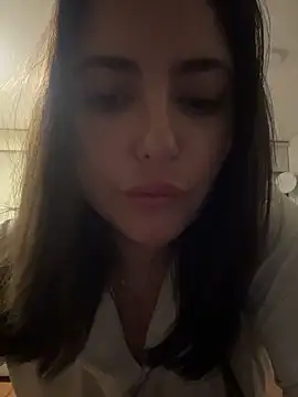 Snapshot of sukhakunis1 chatting on 2, 5, 2026 sukhakunis1 online show from 2, 5, 2026