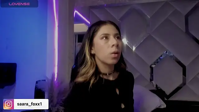 Sara Foxx1 online show from 8, 4, 2026