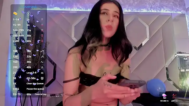 Sara Foxx1 online show from 4, 2, 2025
