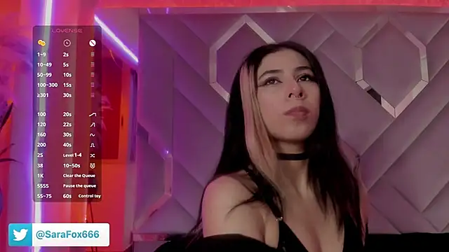 Snapshot of Sara_Foxx1 chatting on 19, 11, 2025 Sara Foxx1 online show from 19, 11, 2025