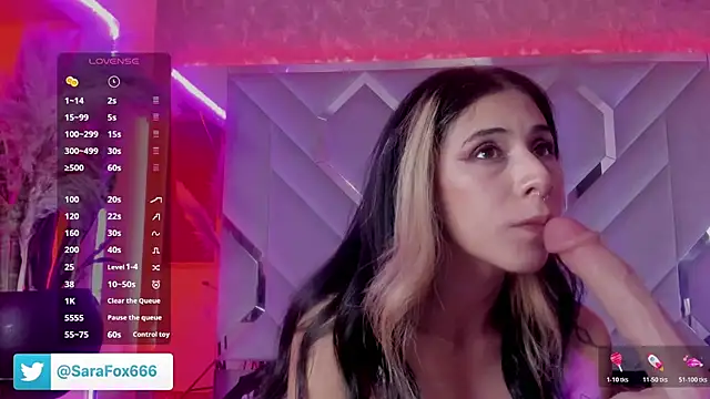 Snapshot of Sara_Foxx1 chatting on 5, 11, 2025 Sara Foxx1 online show from 5, 11, 2025