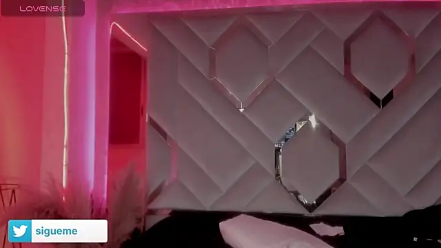 Sara Foxx1 online show from 15, 2, 2026