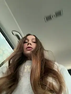 nicole111 online show from 10, 2, 2026