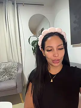 Dakota diaz  online show from 31, 5, 2026