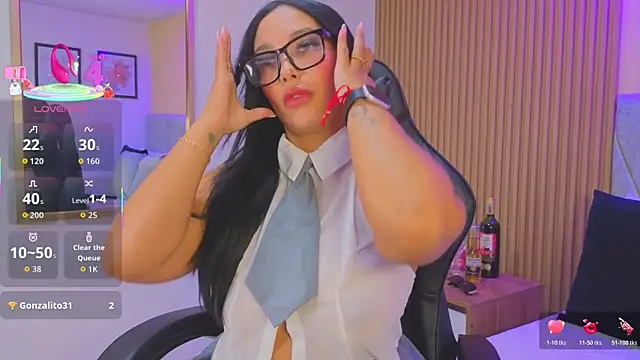 Dakota diaz  online show from 26, 10, 2025