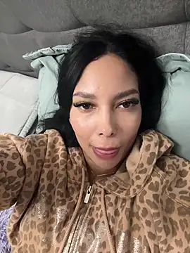 Dakota diaz  online show from 16, 2, 2026