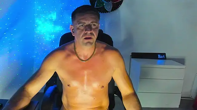 Snapshot of petr37pol chatting on 4, 5, 2026 petr37pol online show from 4, 5, 2026