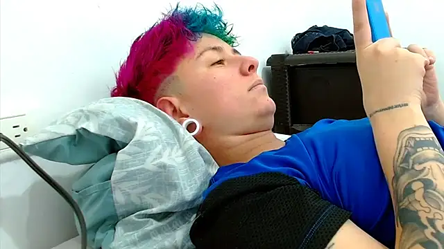 tomboyblue online show from 31, 10, 2025