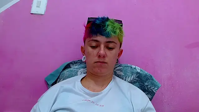 tomboyblue online show from 15, 9, 2025