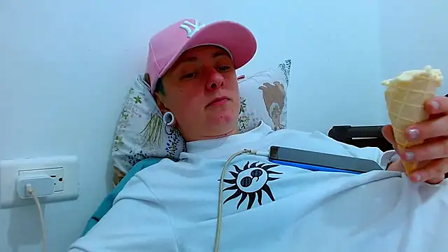 tomboyblue online show from 4, 2, 2026