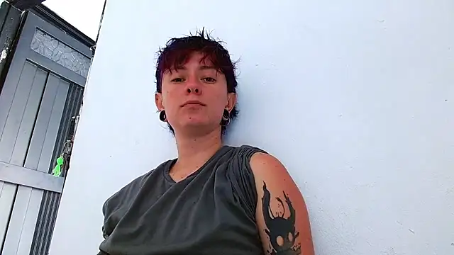 tomboyblue online show from 25, 4, 2026