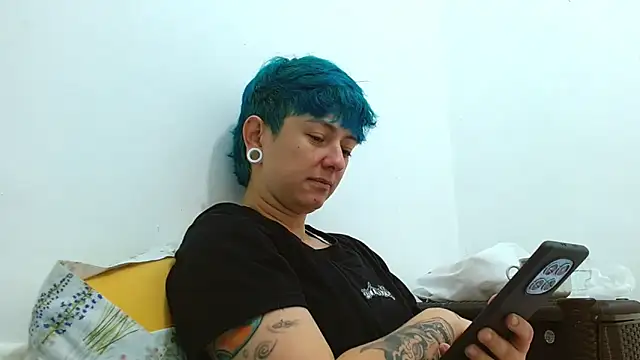 tomboyblue online show from 25, 2, 2026