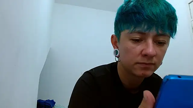 tomboyblue online show from 14, 2, 2026