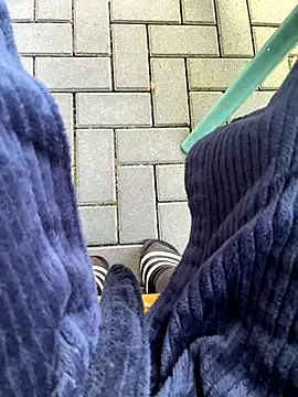 Snapshot of DurableFog chatting on 16, 12, 2025 DurableFog online show from 16, 12, 2025