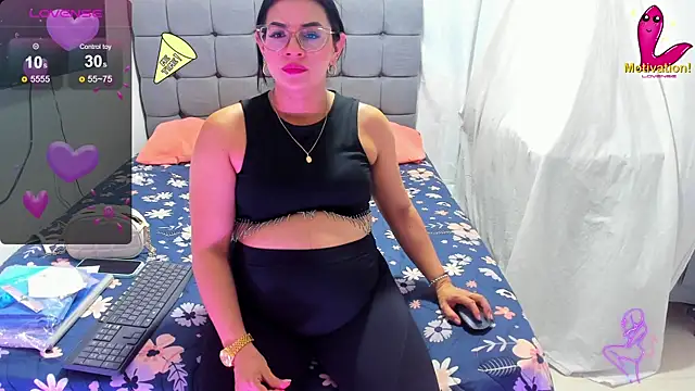 Snapshot of dahian_carter chatting on 25, 1, 2025 dahian carter online show from 25, 1, 2025