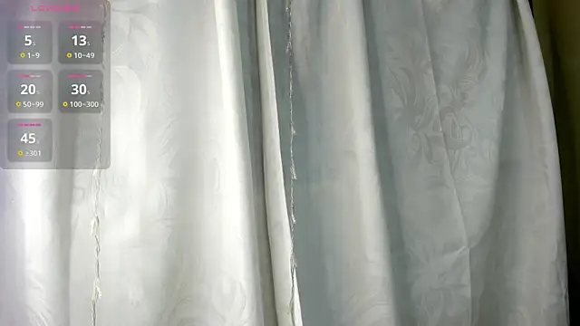 Snapshot of dahian_carter chatting on 8, 7, 2026 dahian carter online show from 8, 7, 2026