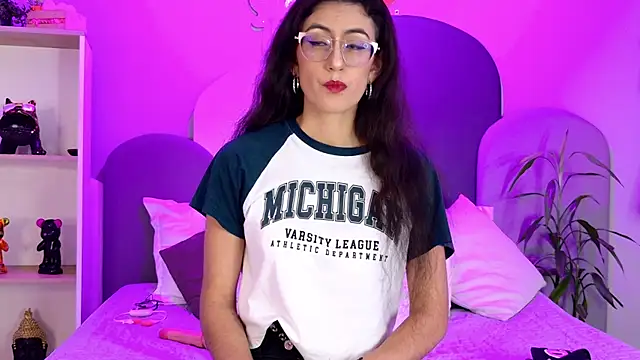 SophieGomez22 online show from 20, 4, 2026