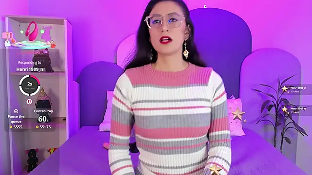 SophieGomez22 online show from 2, 11, 2025